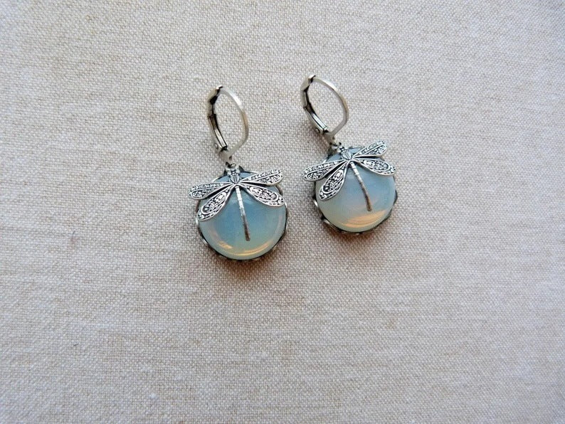 Women's Hanging Vintage Dragonfly Pendant Earring Boho Chakra Blue Moonstone Drop